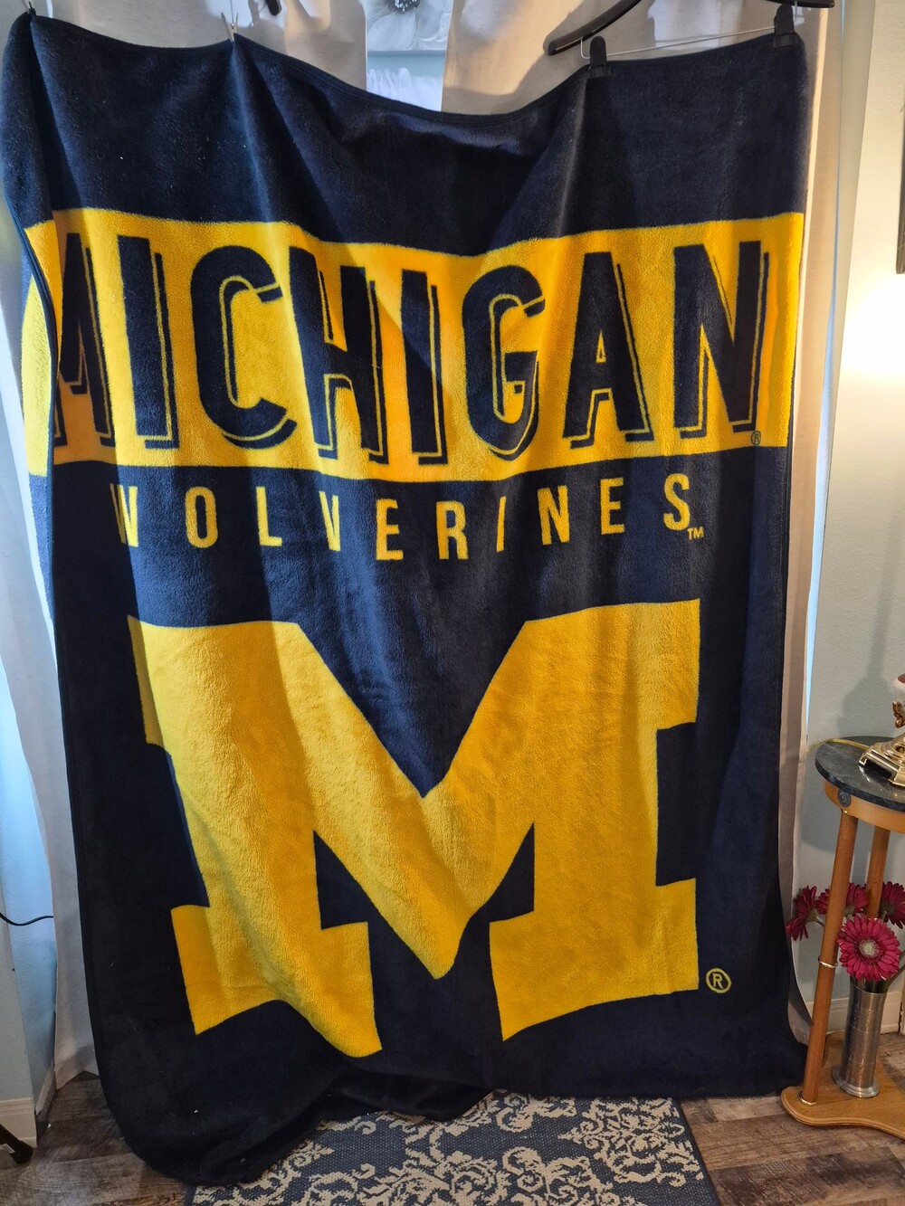 Northwest Michigan Wolverines Fleece Blanket Navy Yellow Soft